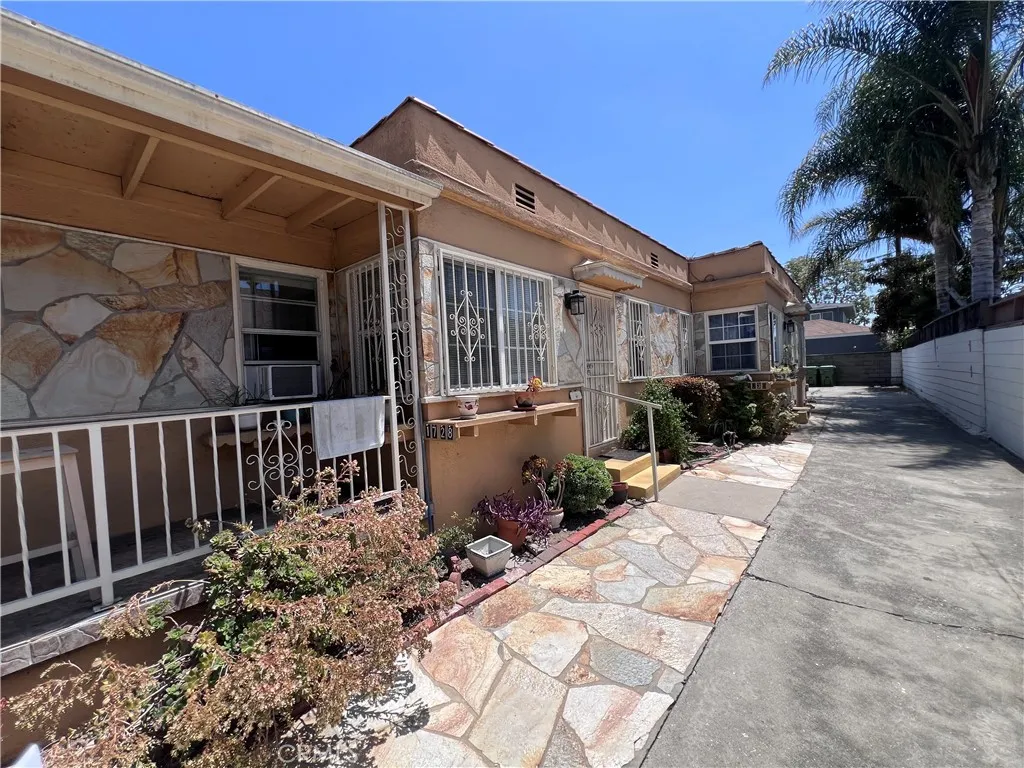1726 W 83rd, Los Angeles, CA 90047 - Photo 2 of 13, Los Angeles, CA