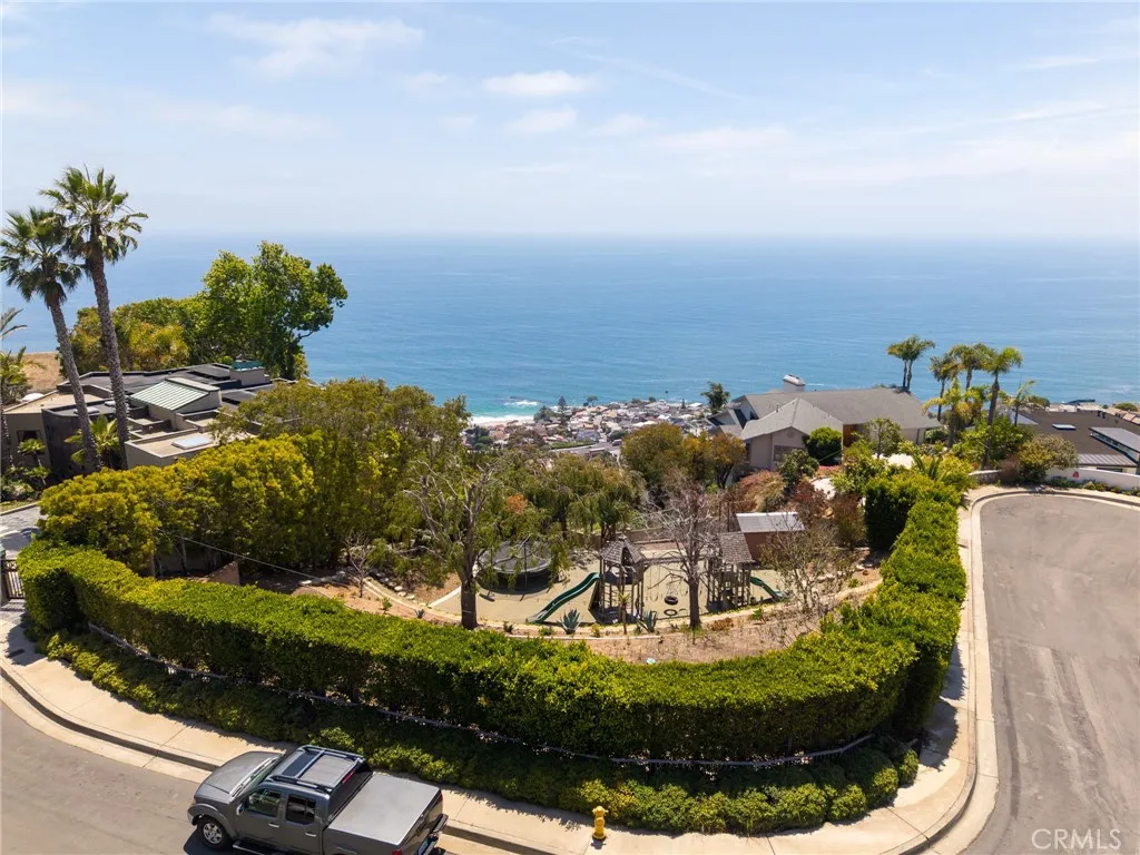 719 Davis, Laguna Beach, CA 92651 - Photo 3 of 12, Laguna Beach, CA