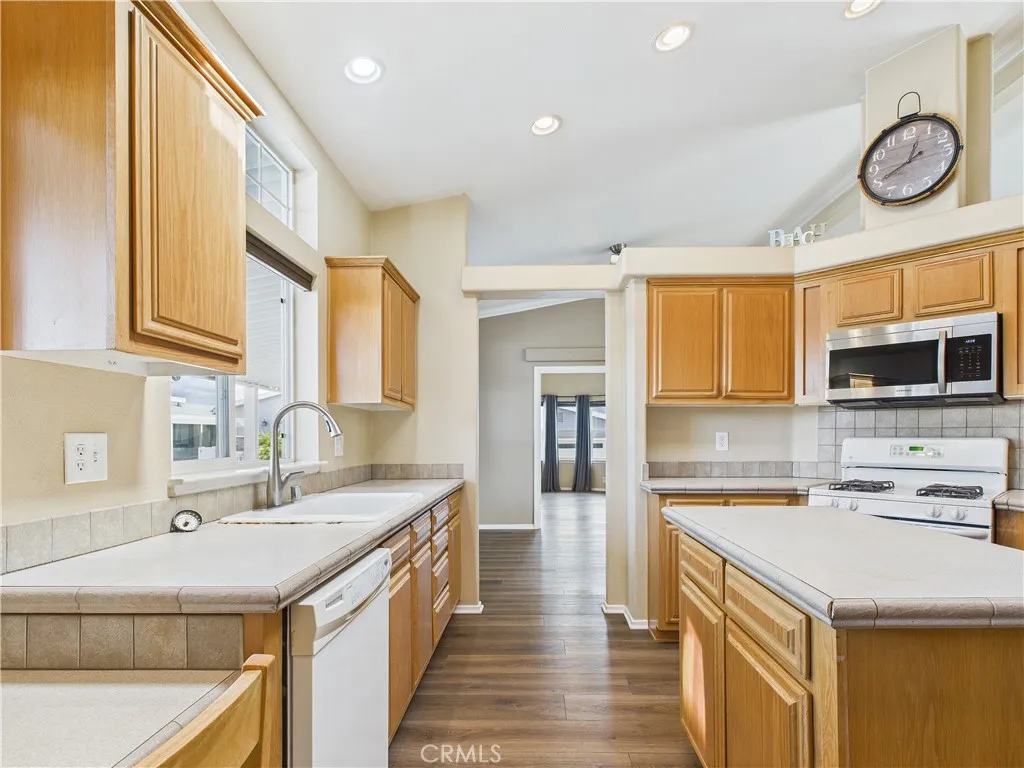 20701 Beach Unit 140, Huntington Beach, CA 92648 - Photo 2 of 28, Huntington Beach, CA
