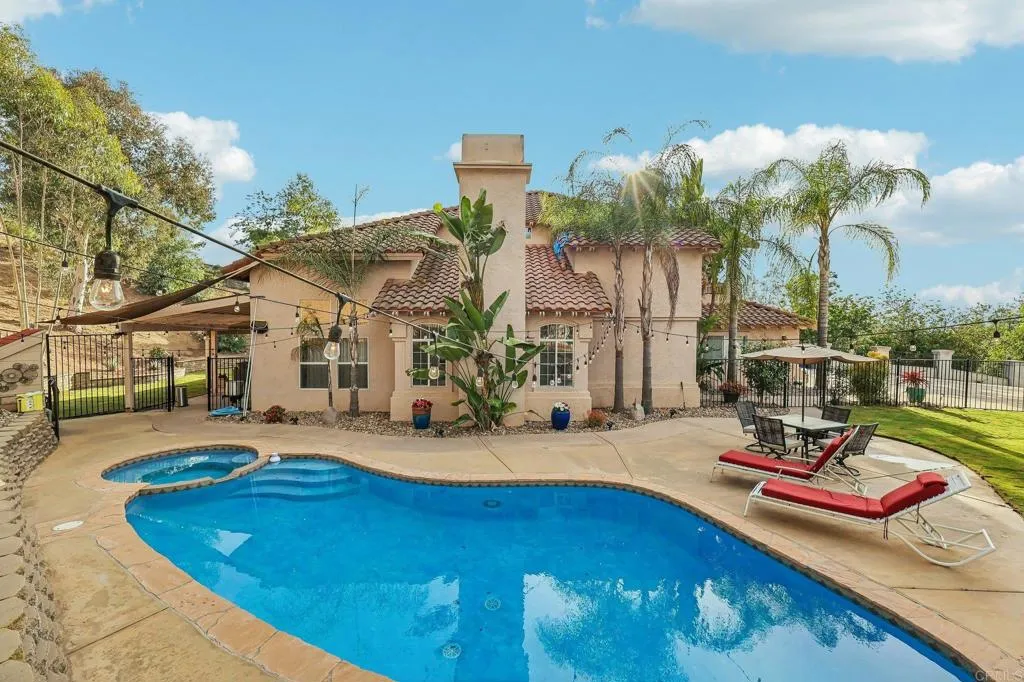 https://cdn.realtyfeed.com/cdn/127/306761340/0282b748e70bb1c7de7c1d2841451334.webp
