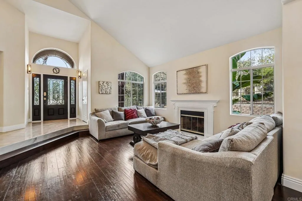 https://cdn.realtyfeed.com/cdn/127/306761340/20e7f3b4d349caf265f7f9efbd5a0b40.webp