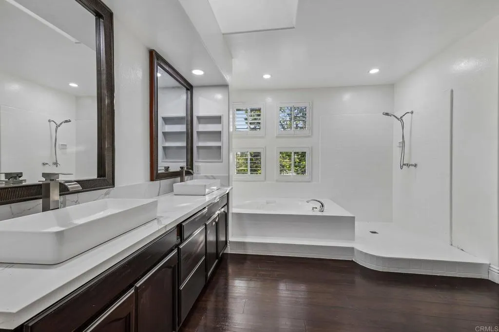 https://cdn.realtyfeed.com/cdn/127/306761340/4d3e1071671558fc10786816f8d36a48.webp