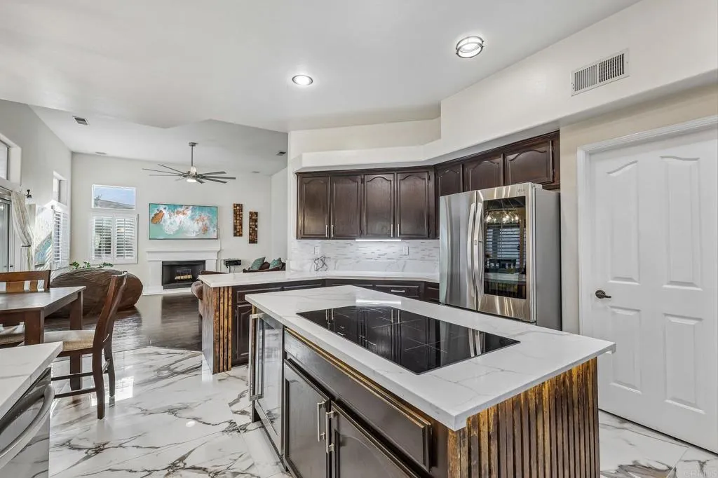 https://cdn.realtyfeed.com/cdn/127/306761340/b97b448aebe5c3890a18943497373a7a.webp