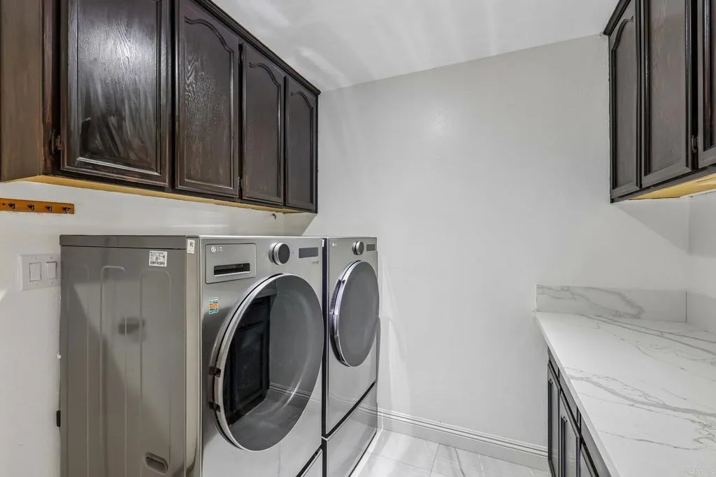 https://cdn.realtyfeed.com/cdn/127/306761340/db2d1bfc84ba02421dee6dac1befb8c4.webp