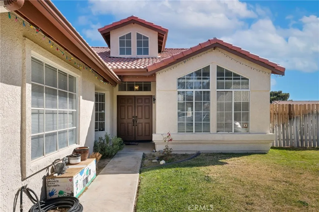 12881 Encanto Drive, Victorville, CA 92392 - Photo 3 of 33, Victorville, CA
