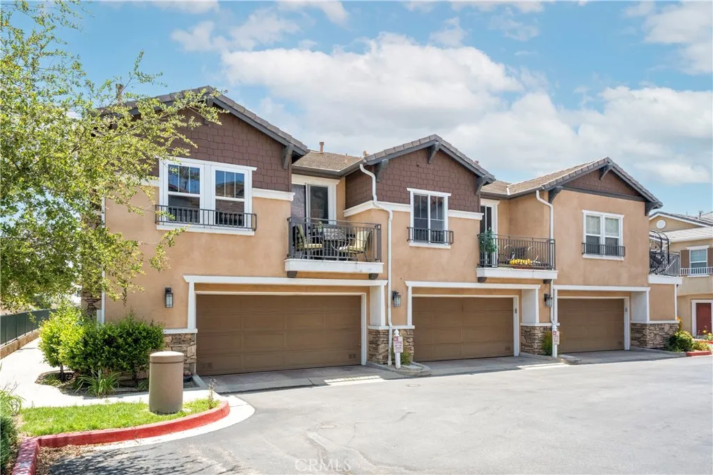 16710 Nicklaus Unit 74, Rancho Cascades, CA 91342 - Main photo, Rancho Cascades, CA