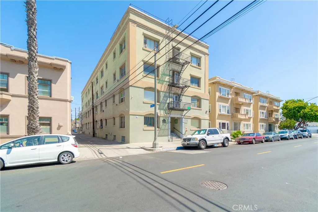 323 W 4th Unit 201,203, Long Beach, CA 90802 - Photo 2 of 32, Long Beach, CA