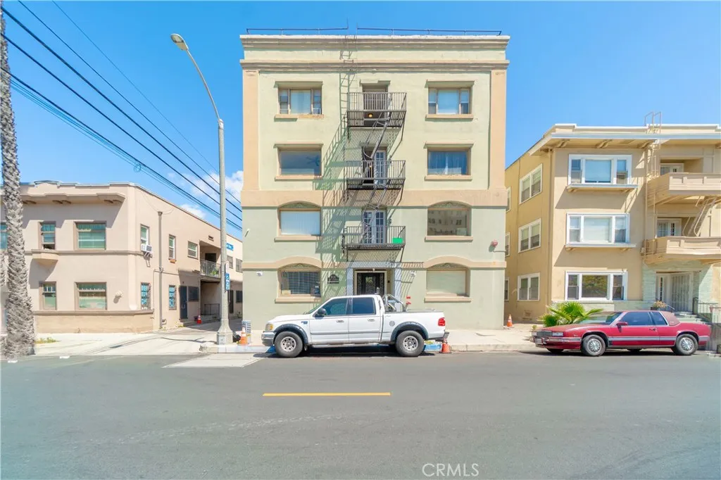 323 W 4th Unit 201,203, Long Beach, CA 90802 - Photo 5 of 32, Long Beach, CA