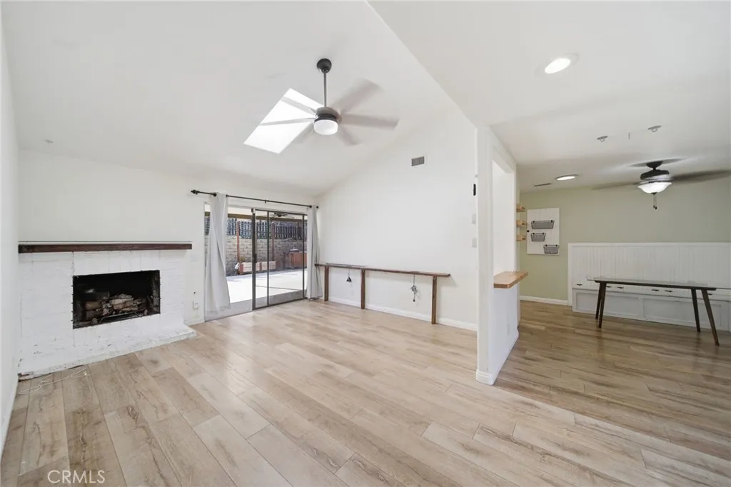 https://cdn.realtyfeed.com/cdn/127/306761371/0e111d003fed53d1f3019c9bbb7ad703.webp