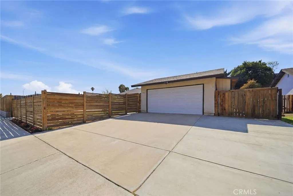 https://cdn.realtyfeed.com/cdn/127/306761371/2731cbce31da2d6803a53109f9629870.webp