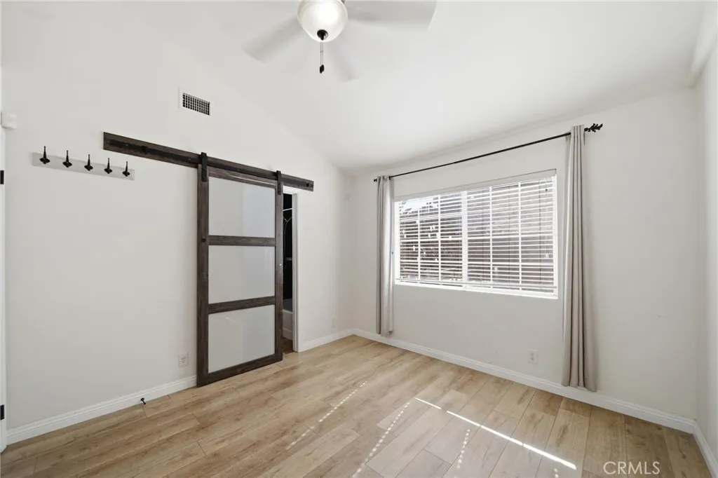 https://cdn.realtyfeed.com/cdn/127/306761371/2e336c67e8d88eabaadf10ac0d3f731c.webp