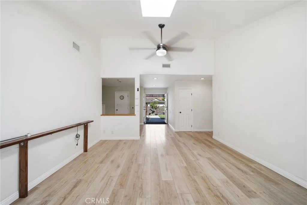https://cdn.realtyfeed.com/cdn/127/306761371/b06b7c5bc14e0301061260bf28110d58.webp