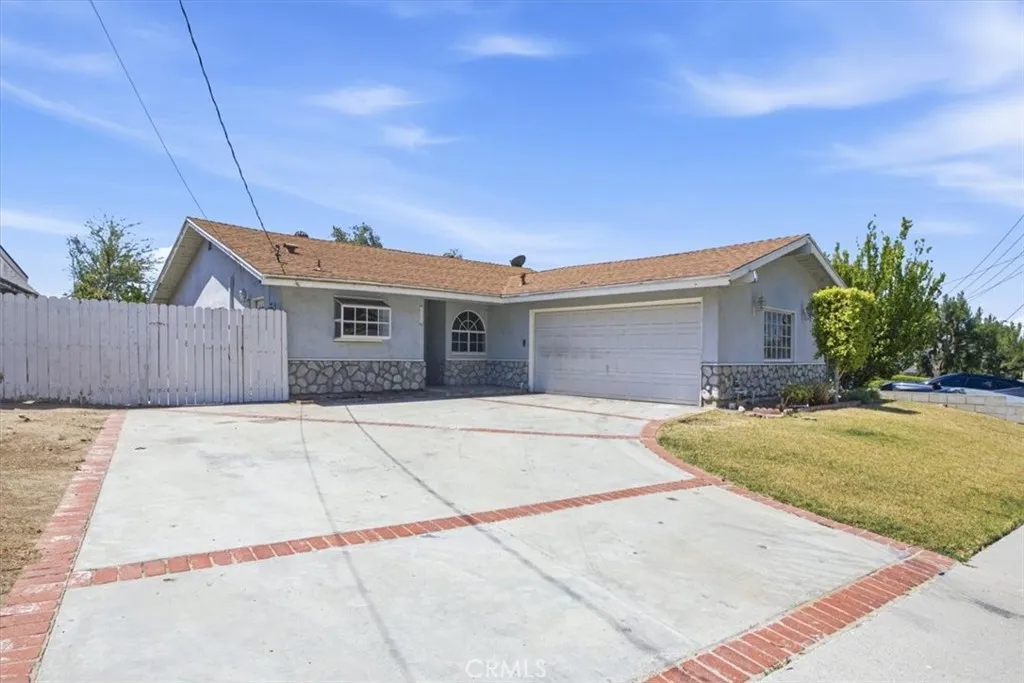 28234 Enderly Street, Canyon Country, CA 91351 - Main photo, Canyon Country, CA