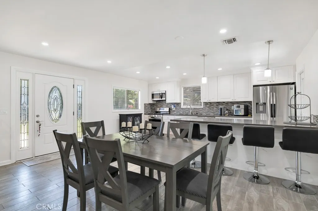 22641 Sherman Way, West Hills, CA 91307 - Photo 4 of 40, West Hills, CA