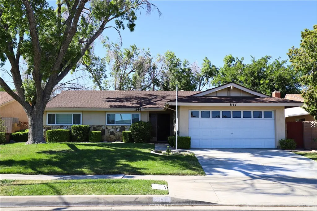 1144 W Avenue J11, Lancaster, CA 93534 - Main photo, Lancaster, CA