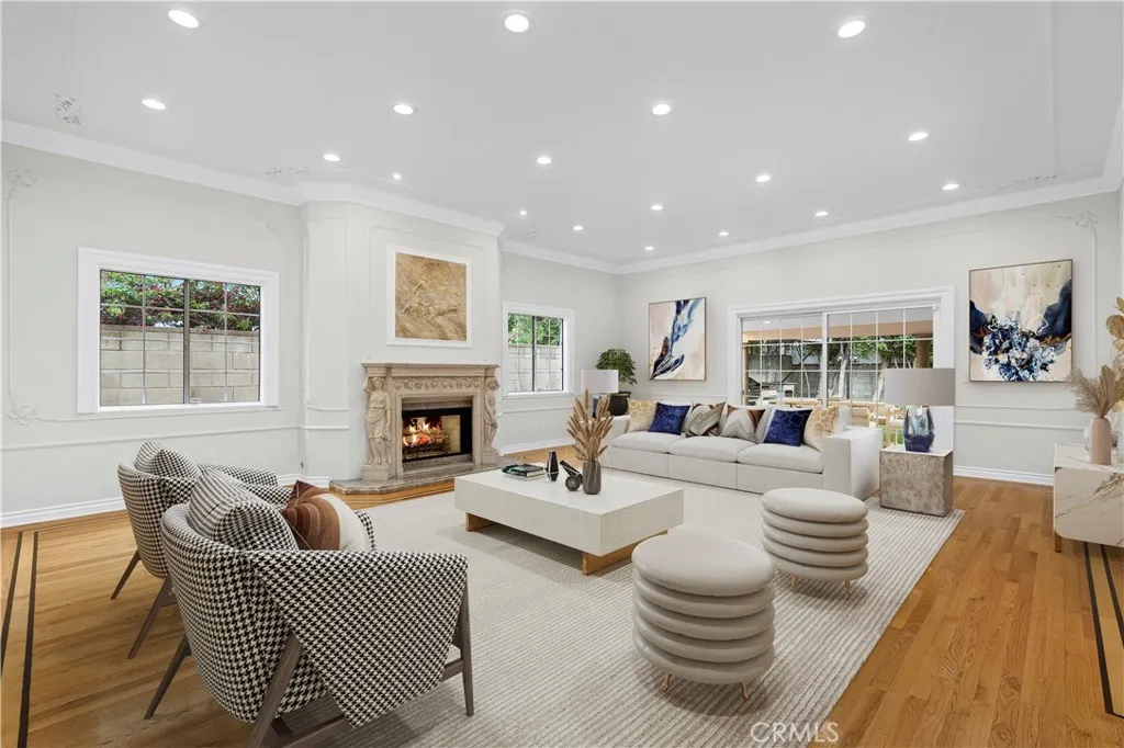 6508 Mammoth Avenue, Valley Glen, CA 91401 - Photo 4 of 31, Valley Glen, CA
