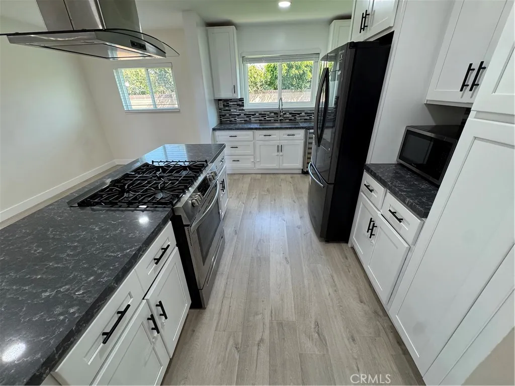 1415 E Gary Place, Anaheim, CA 92805 - Photo 5 of 11, Anaheim, CA