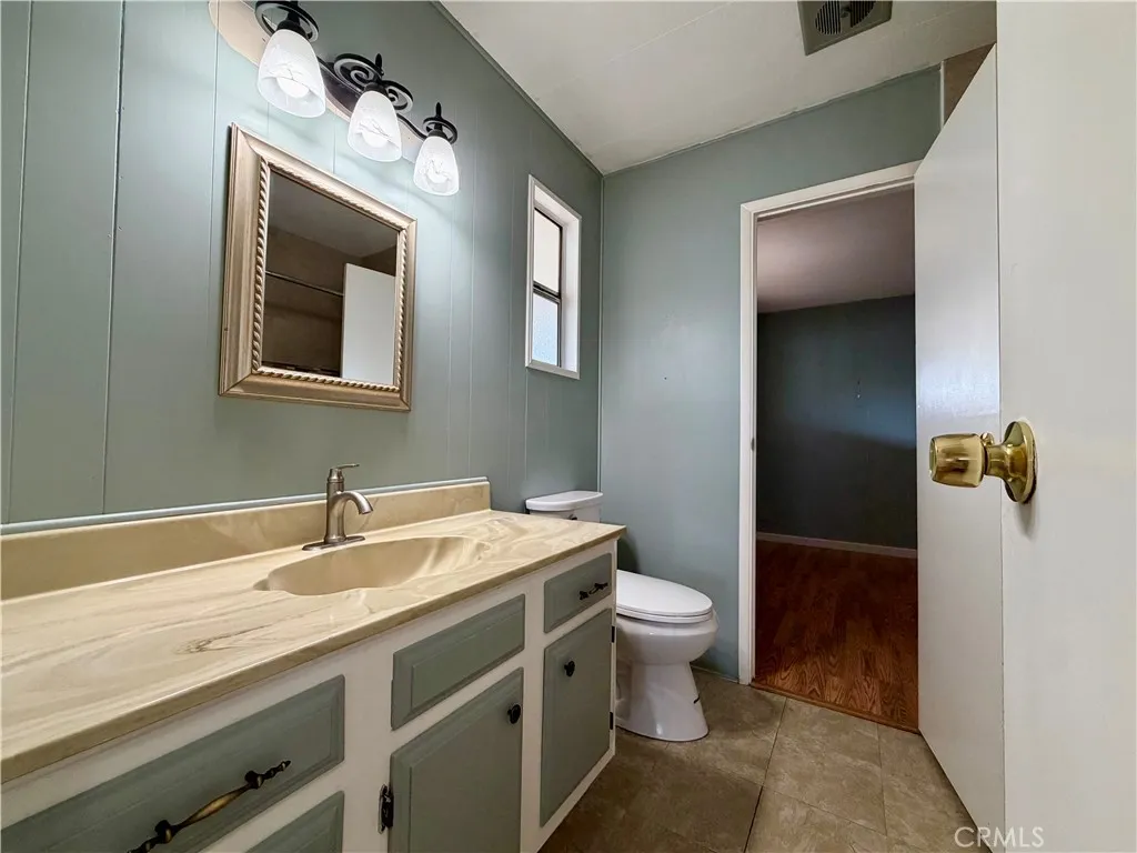 8801 Eton, Canoga Park, CA 91304 - Photo 2 of 25, Canoga Park, CA