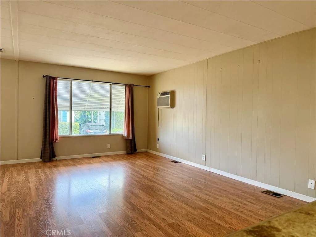 8801 Eton, Canoga Park, CA 91304 - Main photo, Canoga Park, CA
