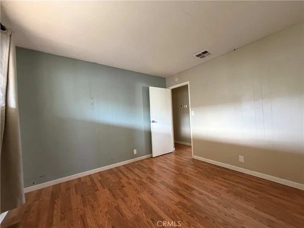 8801 Eton, Canoga Park, CA 91304 - Photo 3 of 25, Canoga Park, CA
