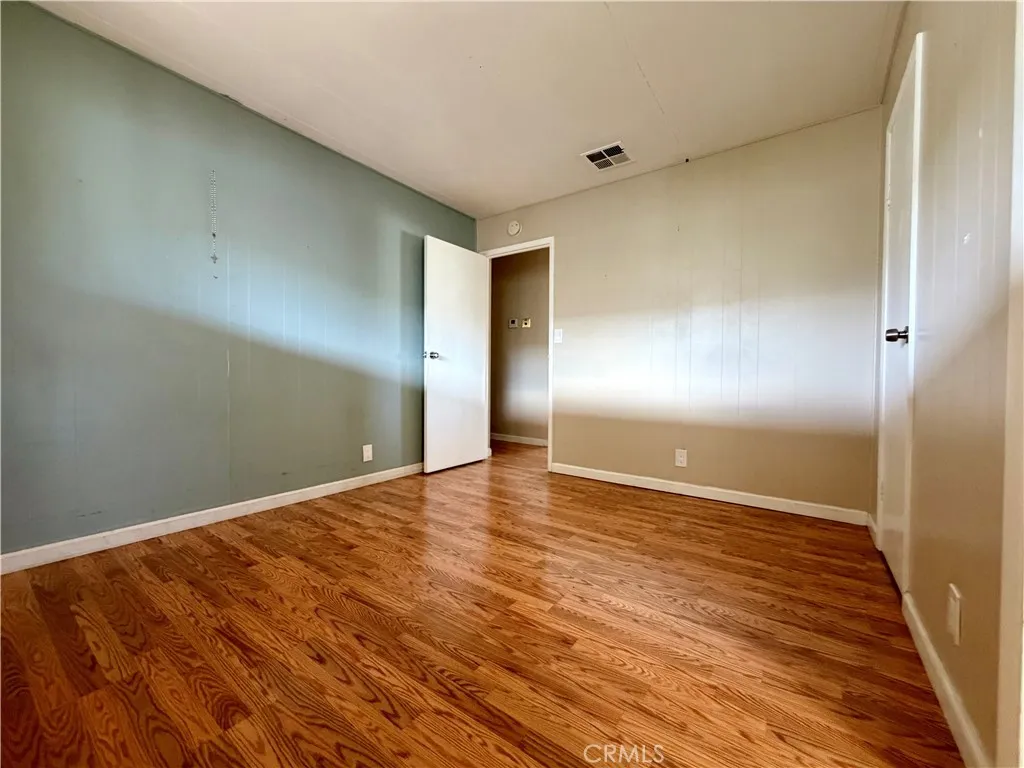8801 Eton, Canoga Park, CA 91304 - Photo 4 of 25, Canoga Park, CA