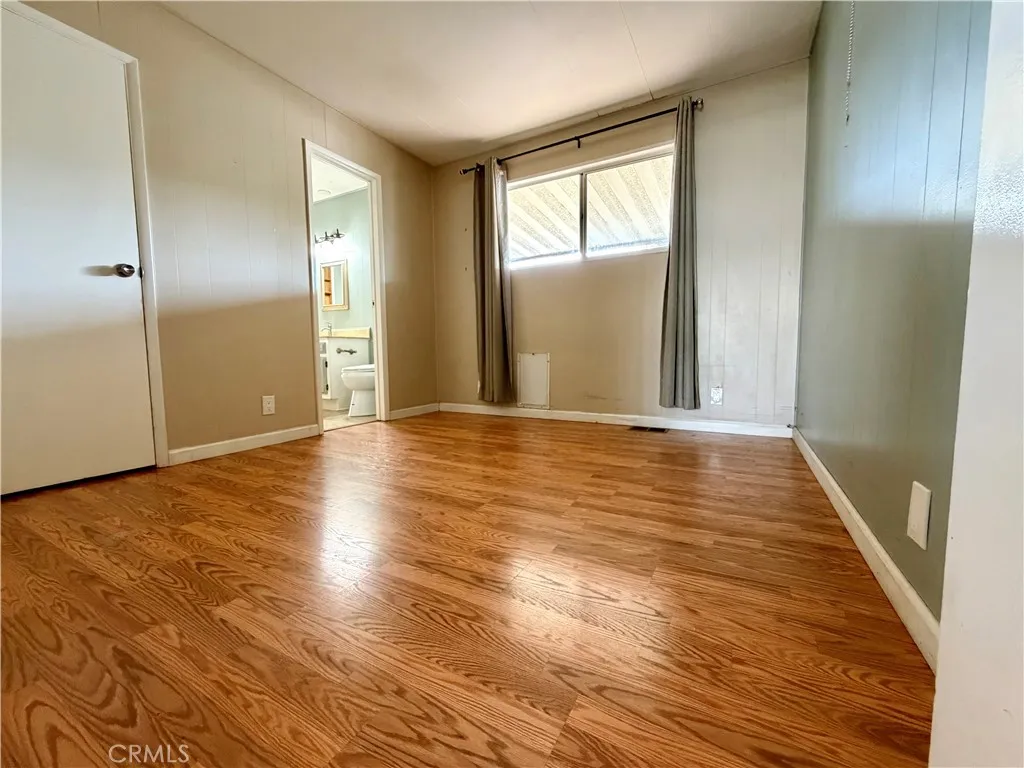 8801 Eton, Canoga Park, CA 91304 - Photo 5 of 25, Canoga Park, CA