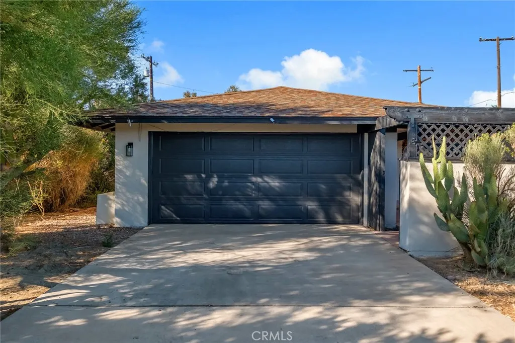 16980 Molino Drive, Victorville, CA 92395 - Photo 3 of 40, Victorville, CA