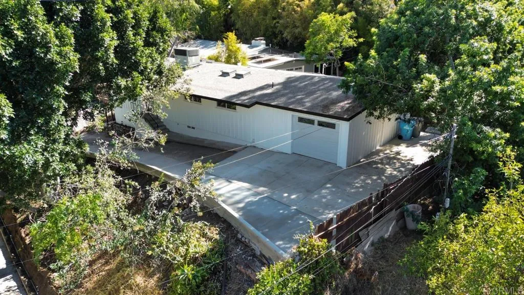 https://cdn.realtyfeed.com/cdn/127/306761431/450c6953f001dfecd650e5dc6df3464c.webp