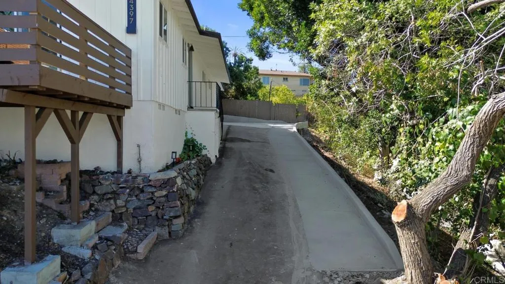 https://cdn.realtyfeed.com/cdn/127/306761431/5fcbb540957aeabbb6c0aba87e226eb9.webp