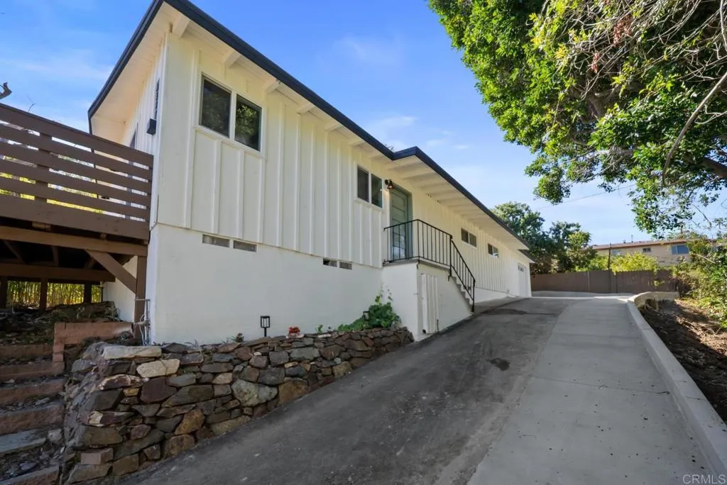 https://cdn.realtyfeed.com/cdn/127/306761431/f003cc0135c43538df7359932b9a39c3.webp