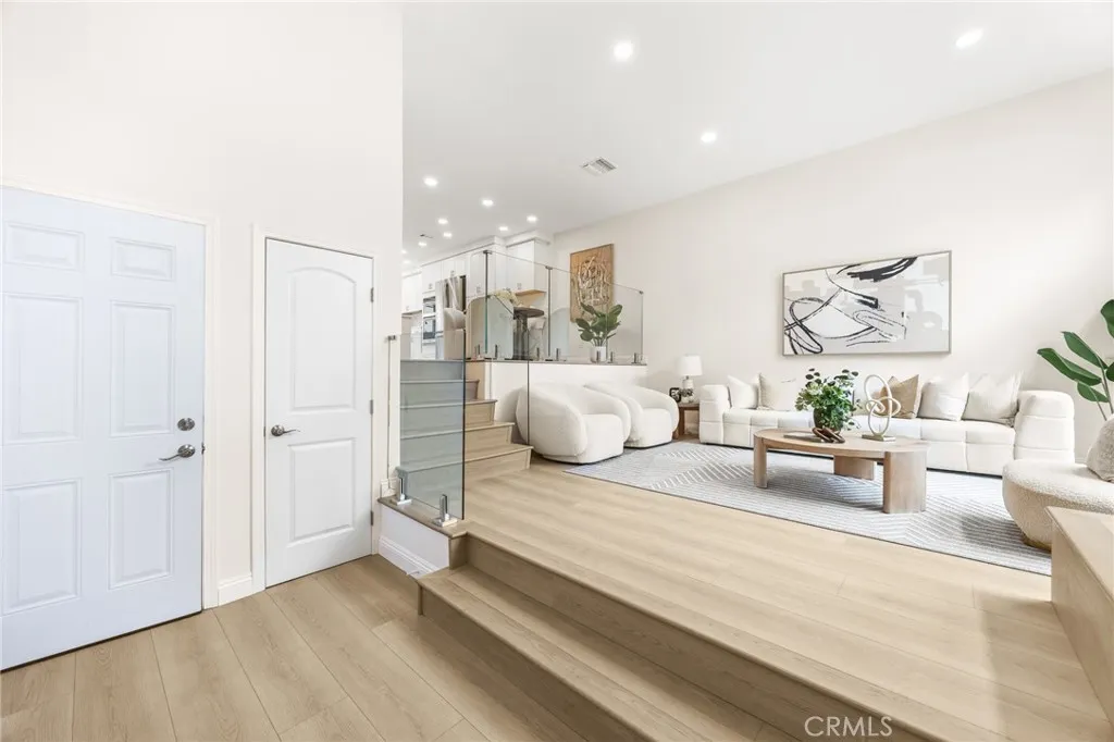 3 Moon Shadow Unit 2, Irvine, CA 92603 - Photo 5 of 40, Irvine, CA