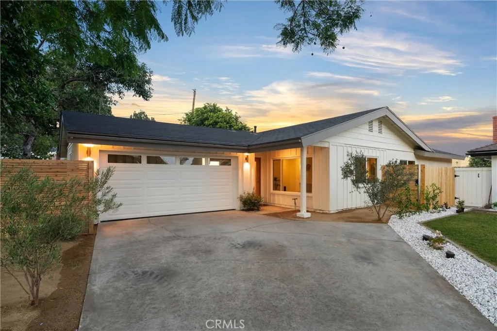 2101 N Hathaway, Santa Ana, CA 92705 - Main photo, Santa Ana, CA