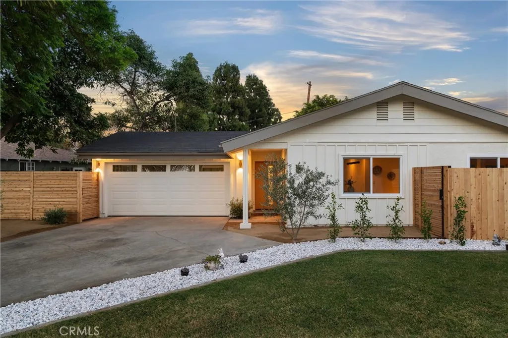 2101 N Hathaway, Santa Ana, CA 92705 - Photo 2 of 39, Santa Ana, CA