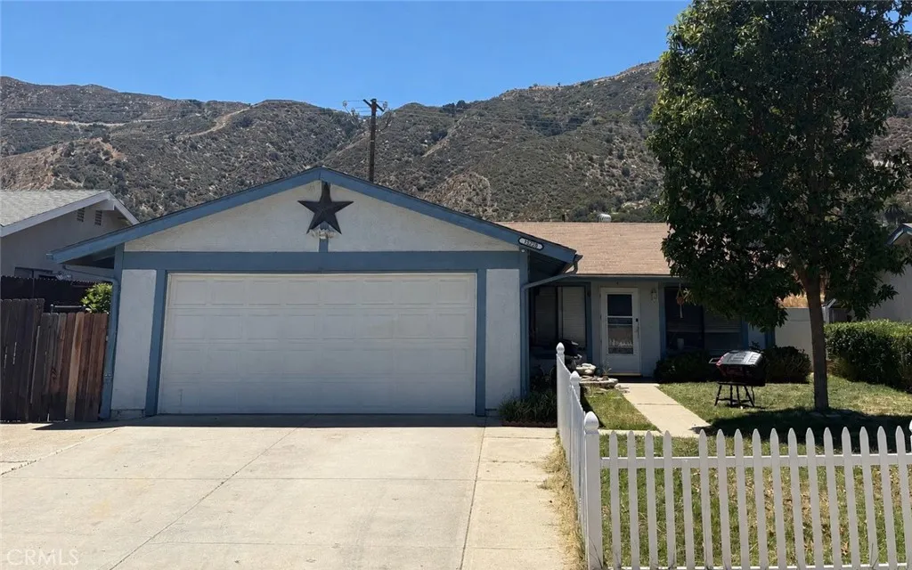 15228 Laguna, Lake Elsinore, CA 92530 - Main photo, Lake Elsinore, CA