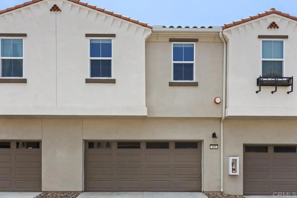 https://cdn.realtyfeed.com/cdn/127/306761472/3c67256cd64dfeb0a35cd3aacb3feb84.webp