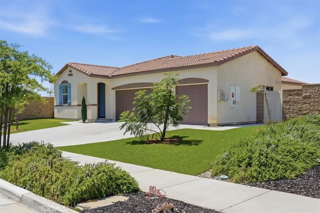 32350 Iron Trail, Winchester, CA 92596 - Photo 3 of 29, Winchester, CA