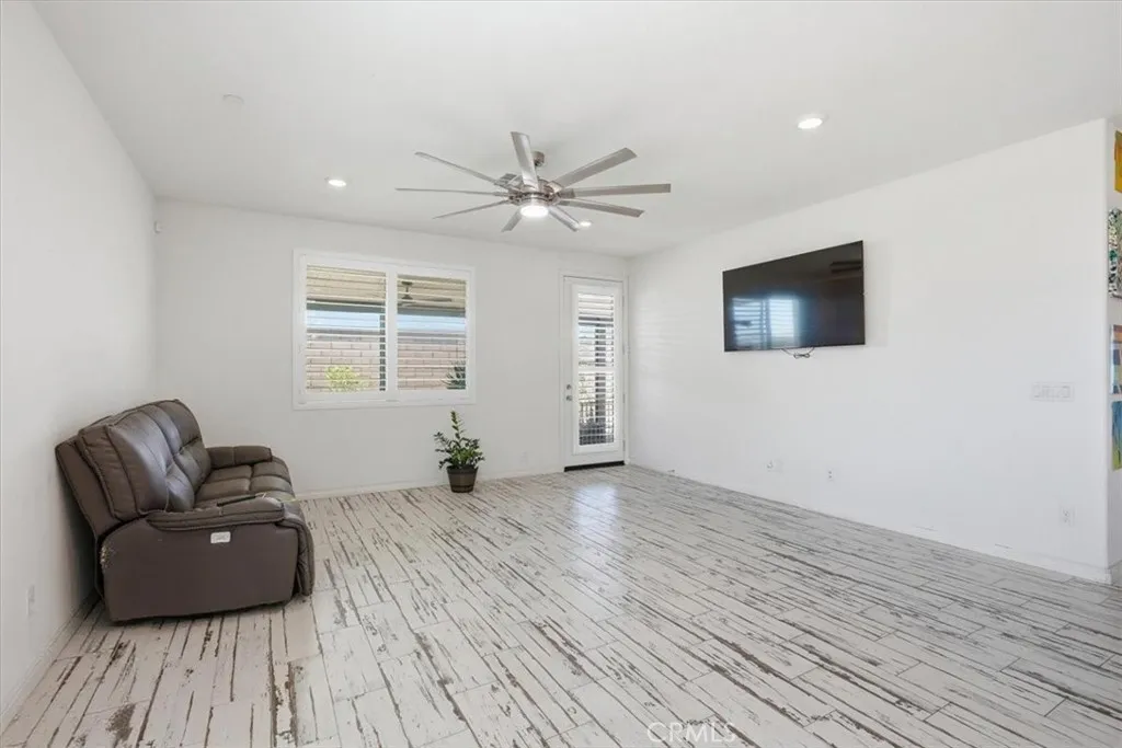 32350 Iron Trail, Winchester, CA 92596 - Photo 5 of 29, Winchester, CA