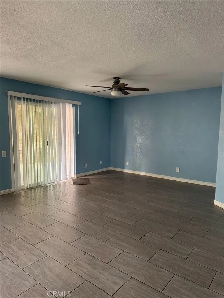 5543 N Magnolia Drive, San Bernardino, CA 92407 - Photo 4 of 17, San Bernardino, CA