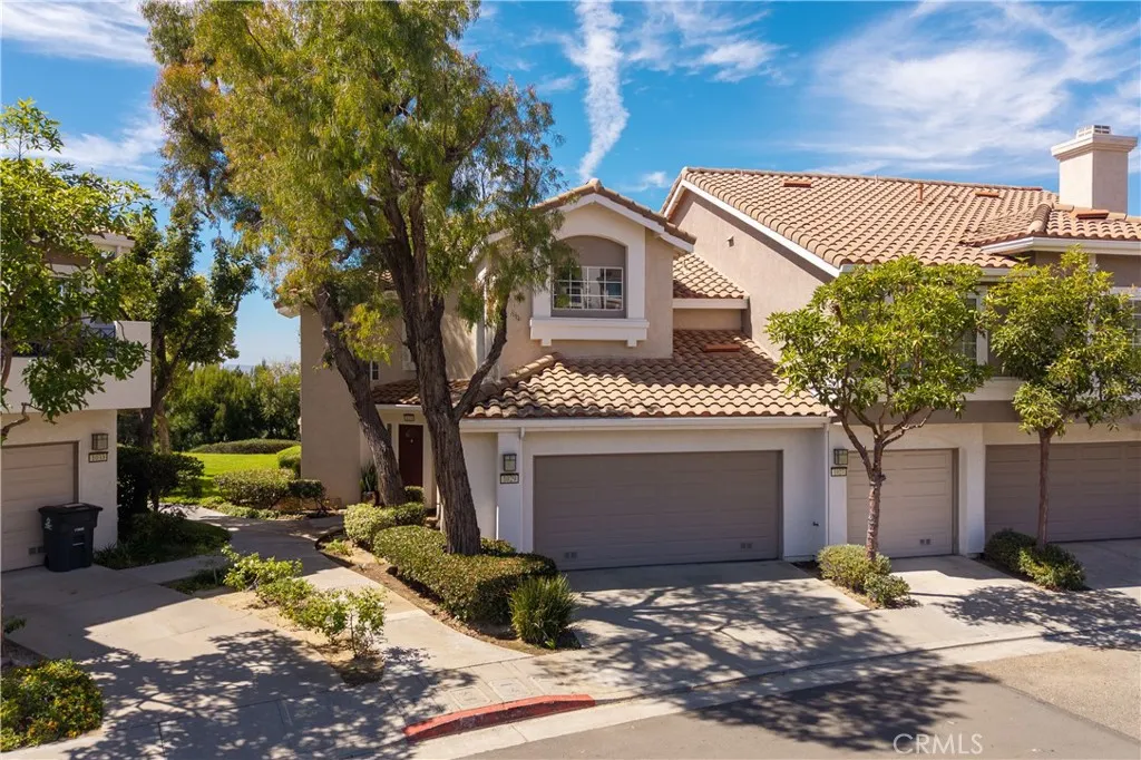 1029 S Dewcrest