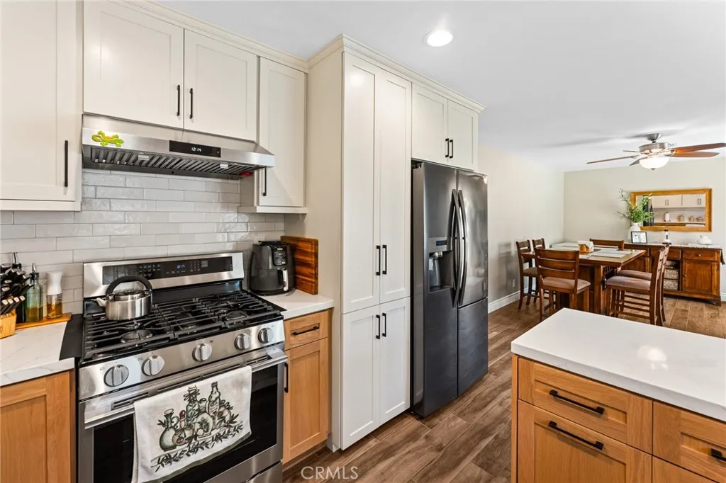 10332 Washington, South Gate, CA 90280 - Photo 5 of 38, South Gate, CA