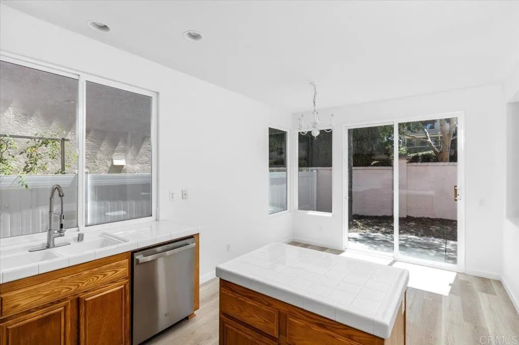 https://cdn.realtyfeed.com/cdn/127/306761489/e18362a843b63f87eb84c4f6c48665f2.webp