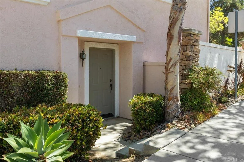 https://cdn.realtyfeed.com/cdn/127/306761489/e460b35d9e7311f2dde06f59f6875d82.webp