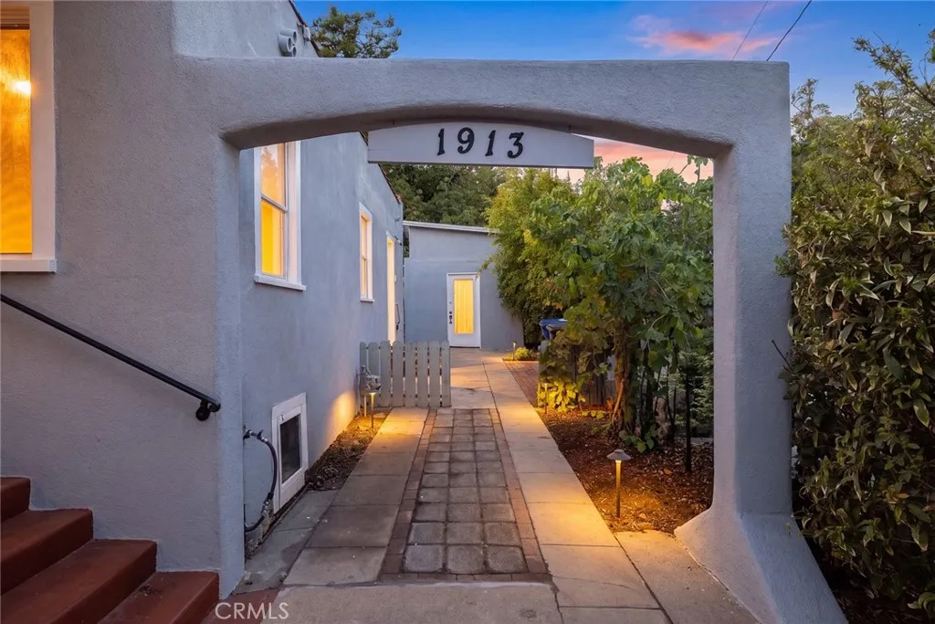 1913 Hanford, Pasadena, CA 91104 - Photo 5 of 56, Pasadena, CA