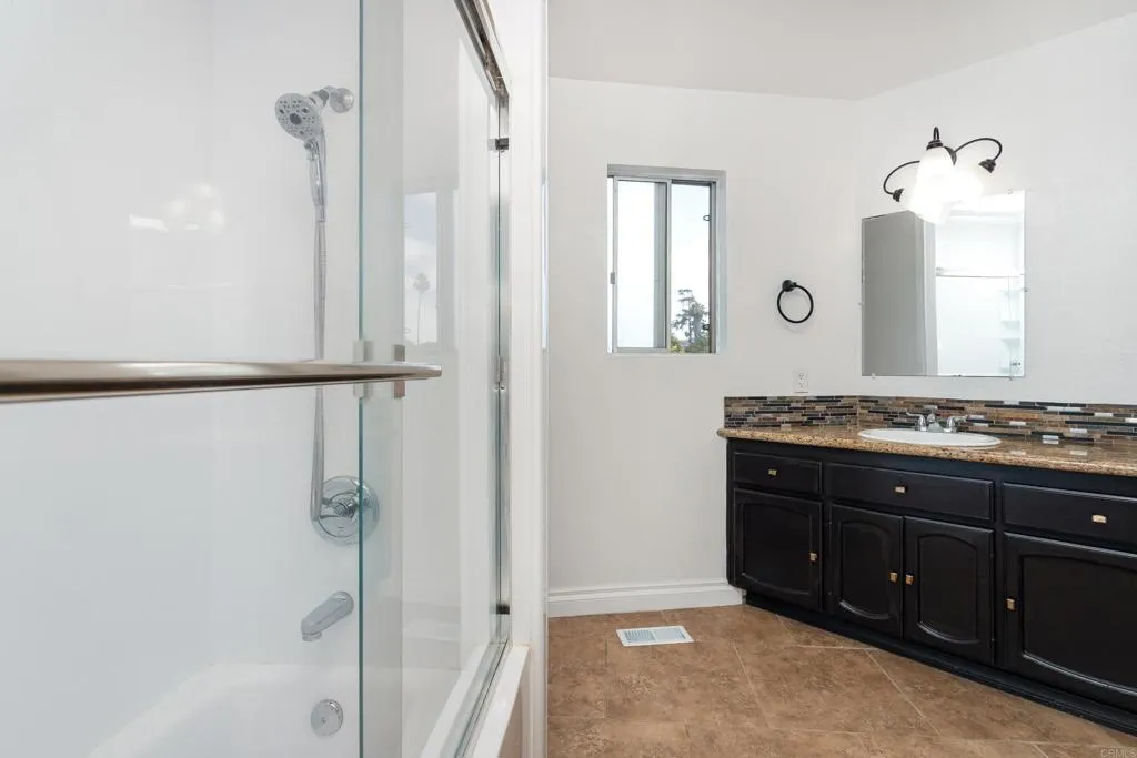 https://cdn.realtyfeed.com/cdn/127/306761494/3923aca6a758c283109e6348dd80d4f9.webp