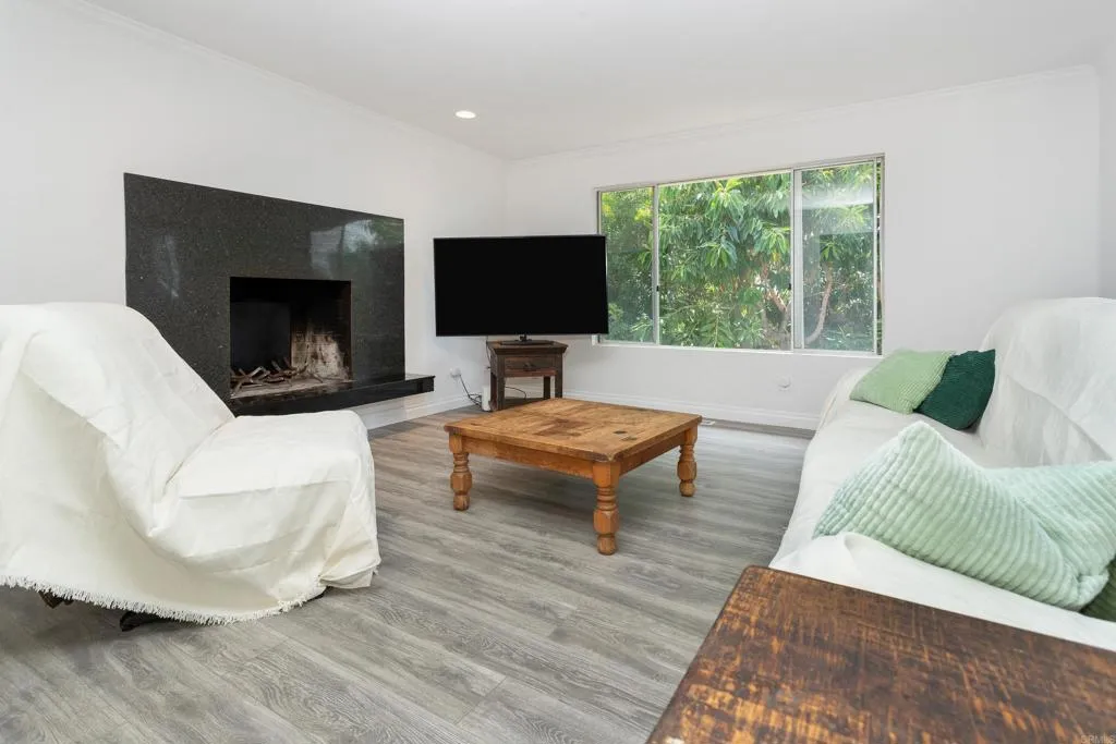 https://cdn.realtyfeed.com/cdn/127/306761494/d096b6be8f01f79eb0bd9373fc3db0d0.webp