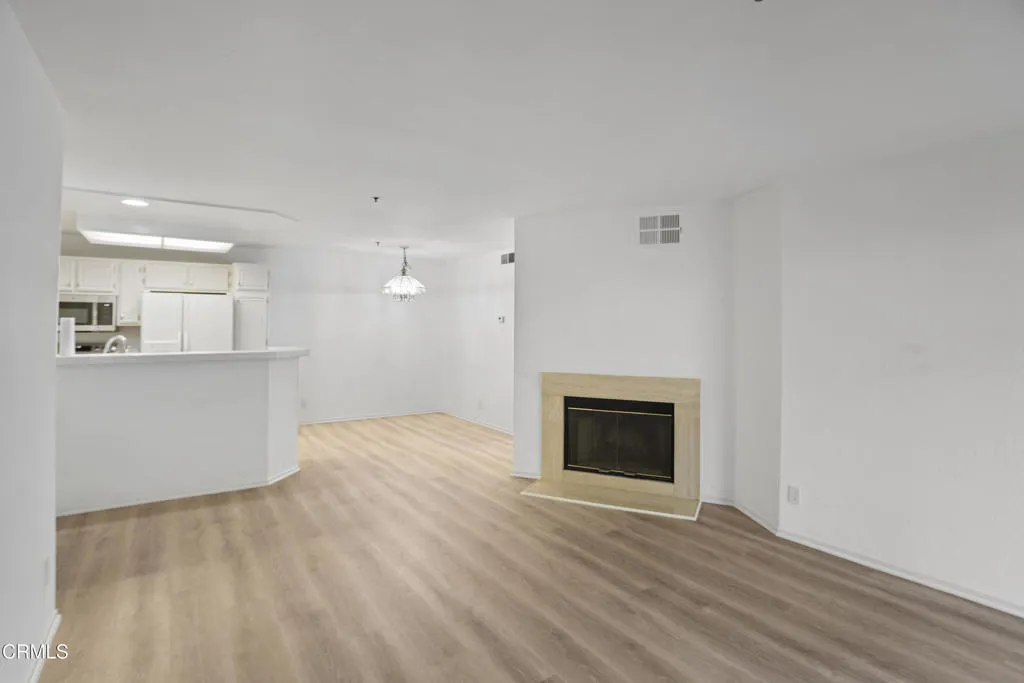 5805 Oak Bend Lane Unit 208, Oak Park, CA 91377 - Photo 2 of 18, Oak Park, CA