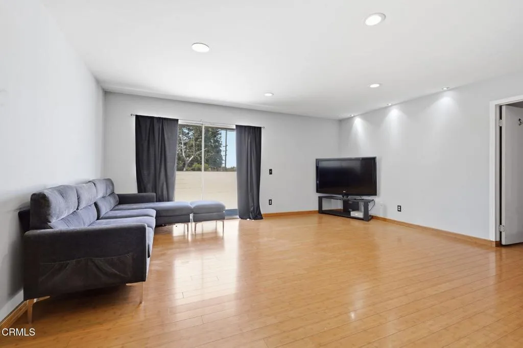 2753 Wendy Place Unit A, Port Hueneme, CA 93041 - Photo 3 of 30, Port Hueneme, CA