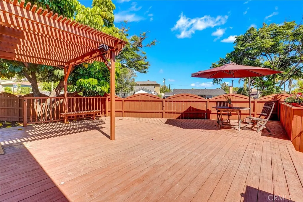 2800 Jolley Drive, Burbank, CA 91504 - Photo 4 of 24, Burbank, CA