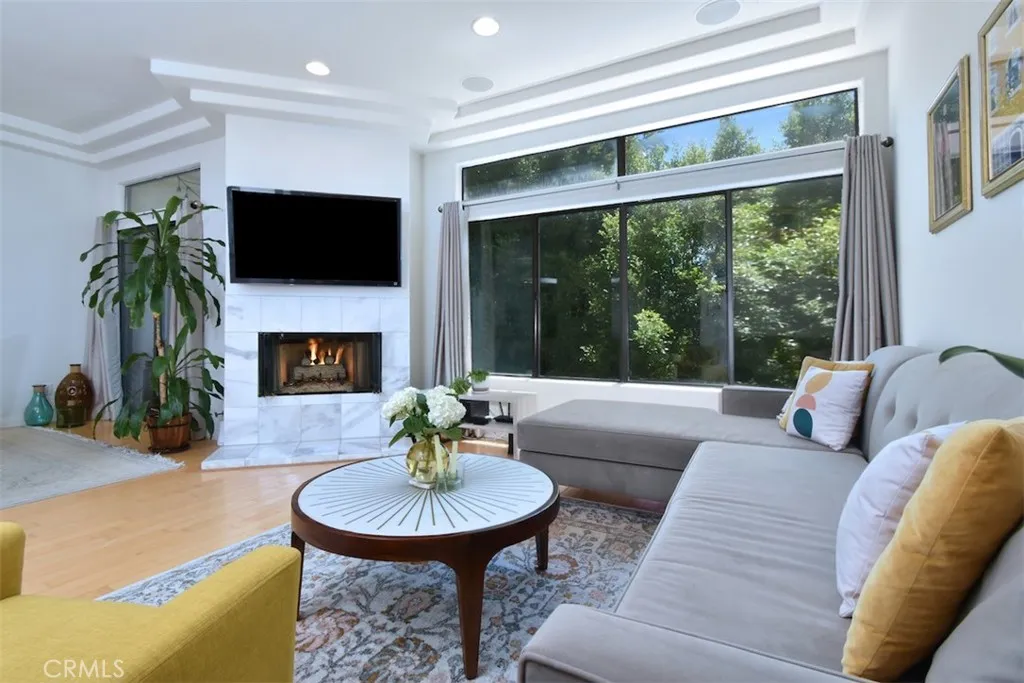 11847 Laurelwood Unit 304, Studio City, CA 91604 - Photo 5 of 36, Studio City, CA