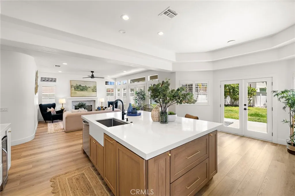 https://cdn.realtyfeed.com/cdn/127/306761683/017db52b1c347bfbebaab8f2d1026cb8.webp